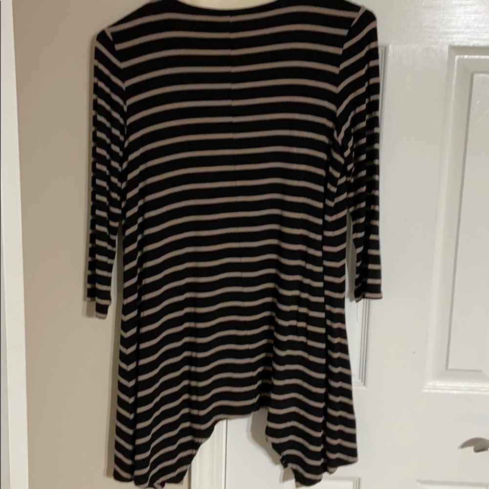 Blouse - Picture 2 of 2
